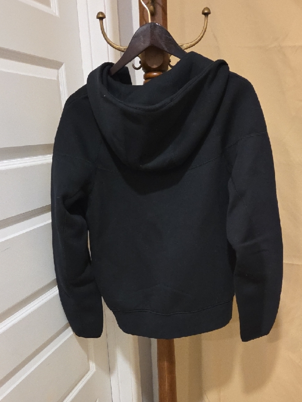 Nike Tec Black Mens Full-Zip Hooded Jacket with GLeague United Logo - Picture 4 of 4